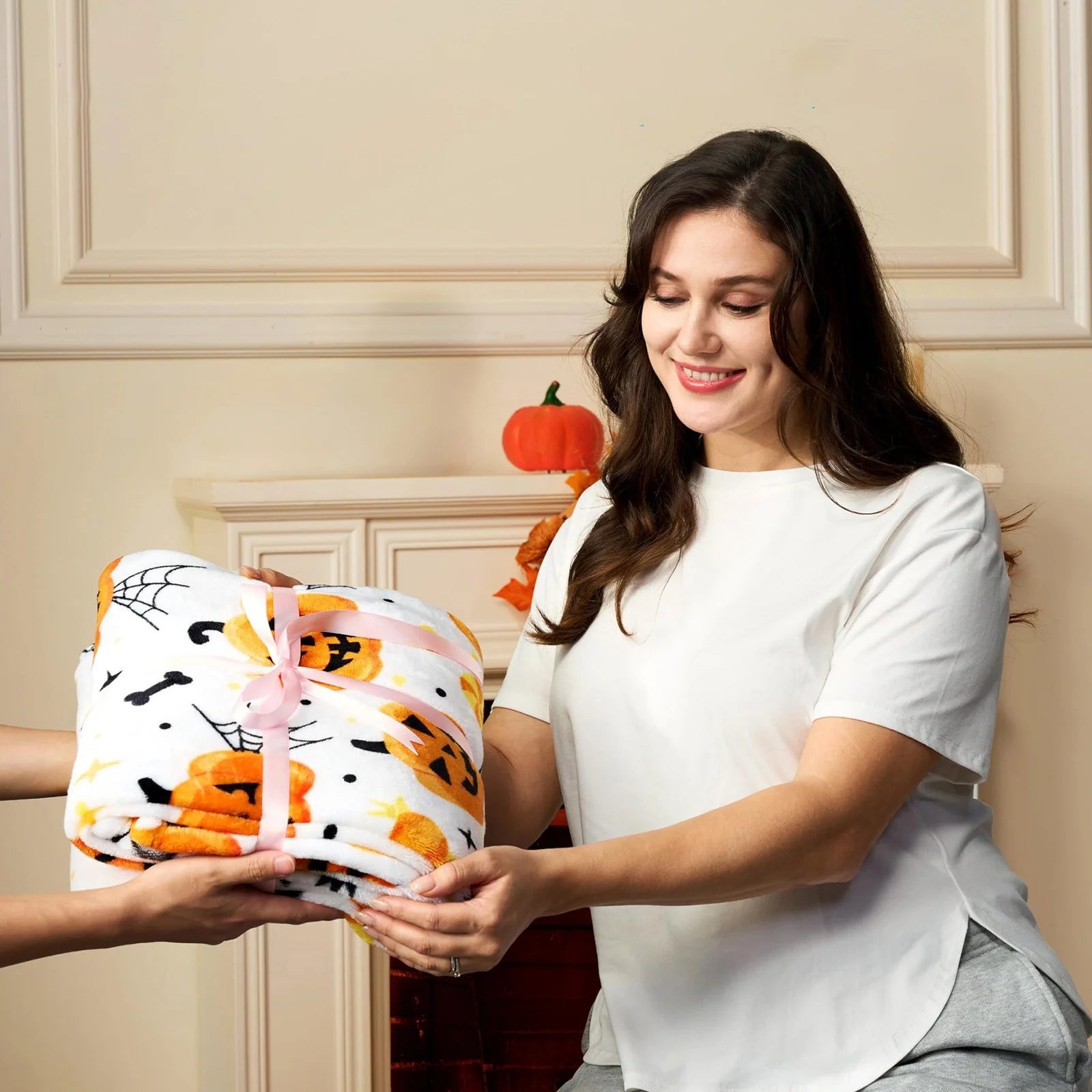 Halloween Themed Plush Throw Blanket - Soft and Warm Spider Webs, Bats, and Pumpkins Design for Sofa, Bed, Couch, or Dorm Use