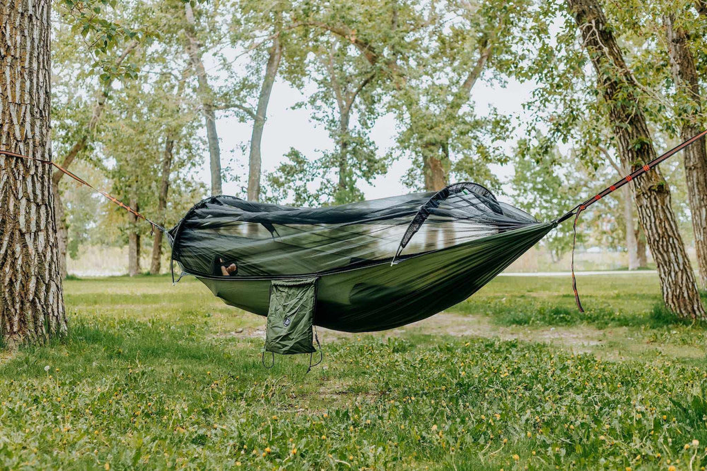 Portable Camping Hammock Featuring Integrated Mosquito Net